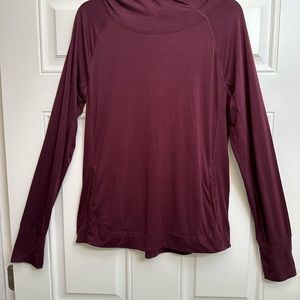 90° women’s athletic hoodie, size large burgundy